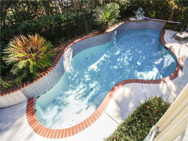 Luxury Six Bedroom Four & a Half Bathroom Vacation Home