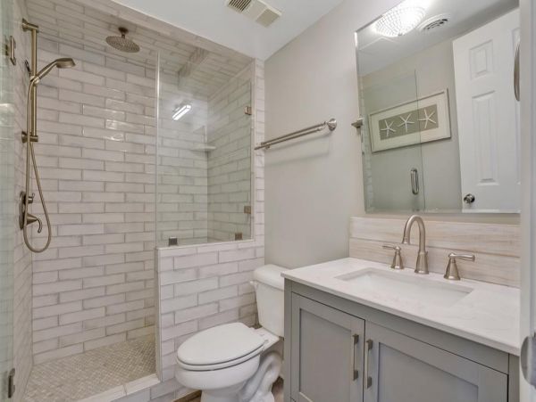 Carolina Beach Vacation Condo Three bedroom On Beach