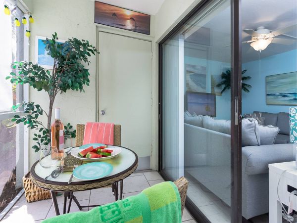 6 min Walk to Beach Siesta Key Vacation Condo One Bedroom
