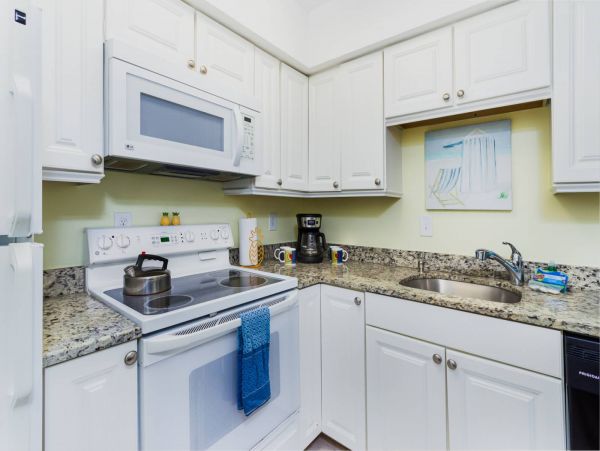 6 min Walk to Beach Siesta Key Vacation Condo One Bedroom