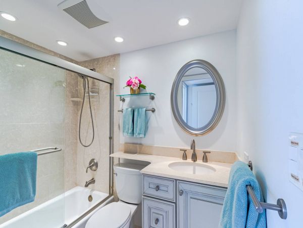 Two Bedroom Condo with Partial View of the Siesta Key Beach