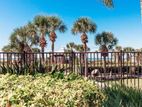 Beach Complex, 2 Bedroom Property