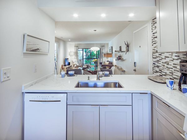 Beach Complex, 2 Bedroom Property