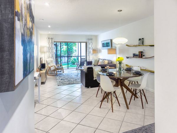 Beach Complex, 2 Bedroom Property