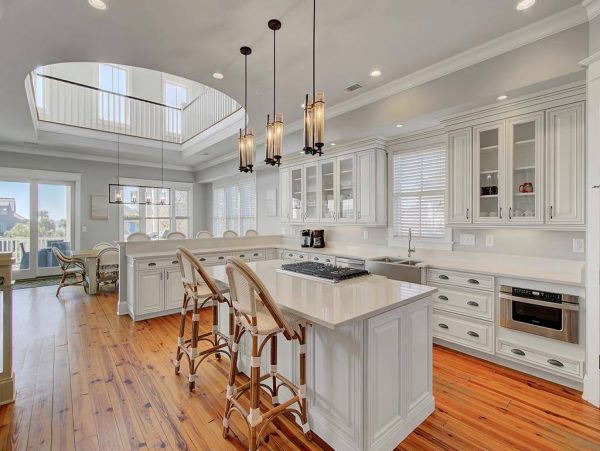 Isle of Palms Vacation Home 6 Bedroom, Ocean Views & Pool
