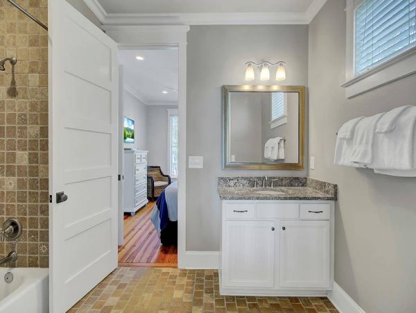 Isle of Palms Vacation Home 6 Bedroom, Ocean Views & Pool