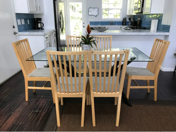 Walk to Beach Vacation Home with 3 Bedrooms in San Diego