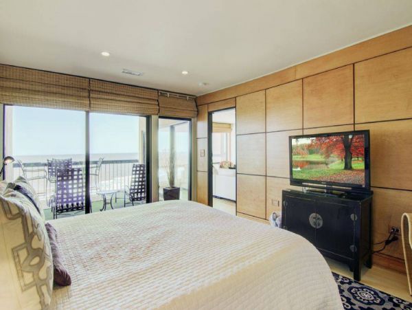 Luxurious Three Bedroom Condo Full Ocean View