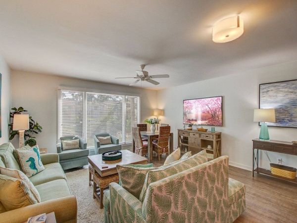 Isle Of Palms Home 1015679