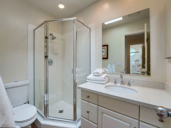 La Jolla Vacation Rental One Block from the Beach
