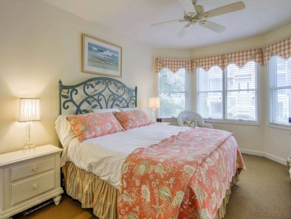 Isle Of Palms Home 1015682