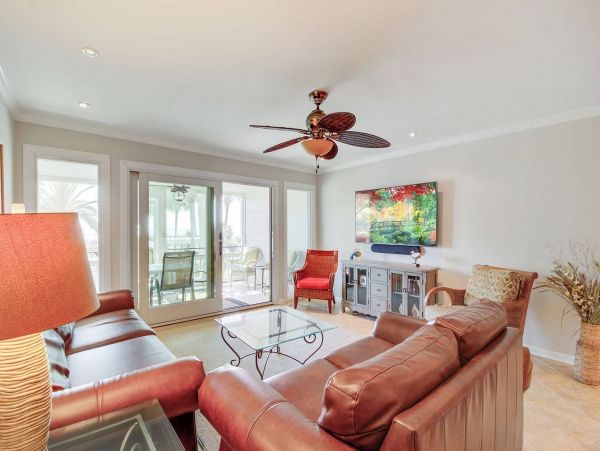 Spacious 3 Bedroom Vacation Rental with Ocean & Pool Views