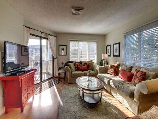 Isle of Palms Vacation Condo One Bedroom