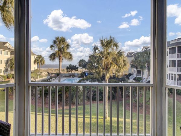 Oceanfront Isle of Palms Vacation Condo One Bedroom