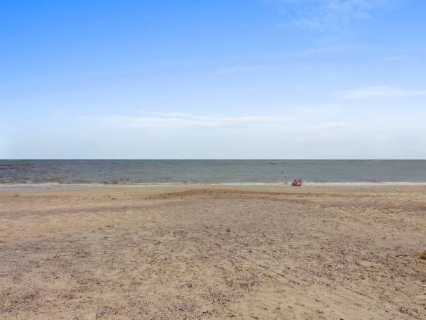 Isle of Palms Vacation Condo One Bedroom On Beach