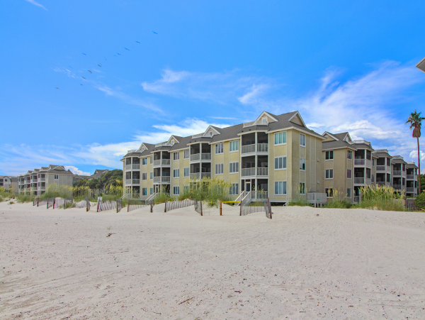 Isle of Palms Vacation Condo One Bedroom On Beach