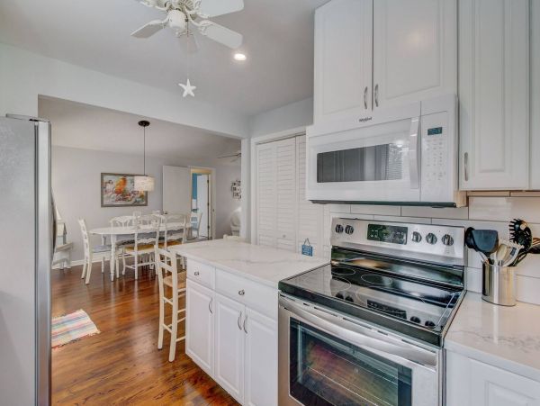 Isle Of Palms Home 1015711