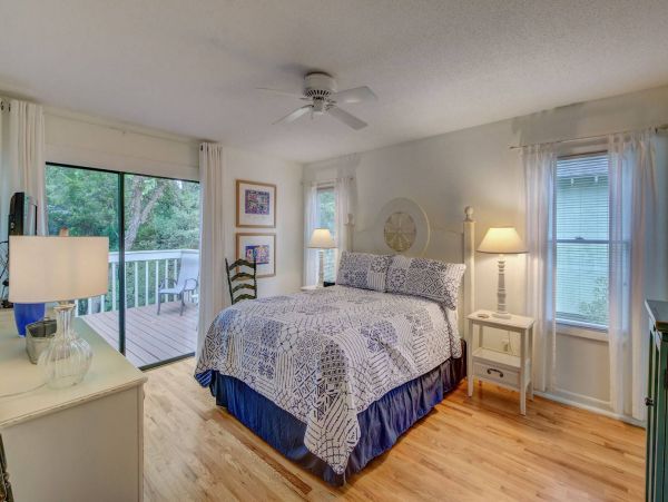 Isle Of Palms Home 1015711