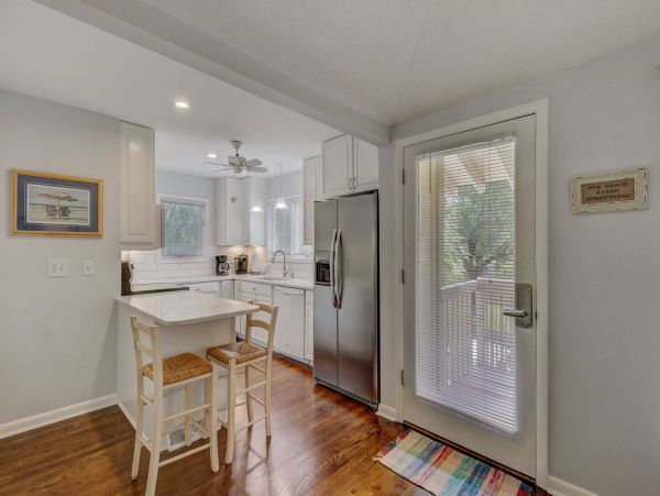 Isle Of Palms Home 1015711