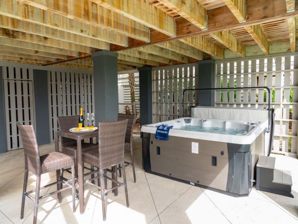 Luxury Oceanfront 7 Bedroom Vacation Rental