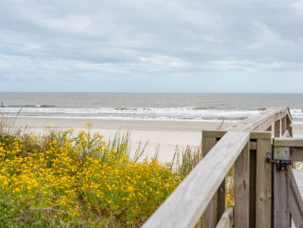 Luxury Oceanfront 7 Bedroom Vacation Rental