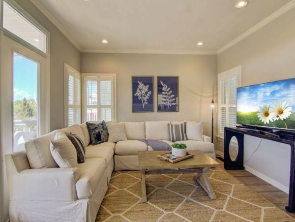 Wonderful Three Bedroom Home in Isle of Palms Sleeps 8