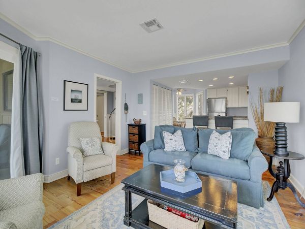 Isle of Palms Vacation Condo One Bedroom On Beach