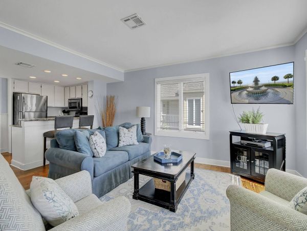 Isle of Palms Vacation Condo One Bedroom On Beach