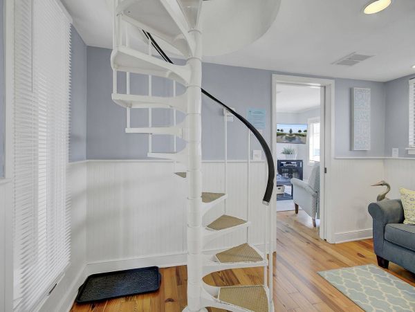 Isle of Palms Vacation Condo One Bedroom On Beach
