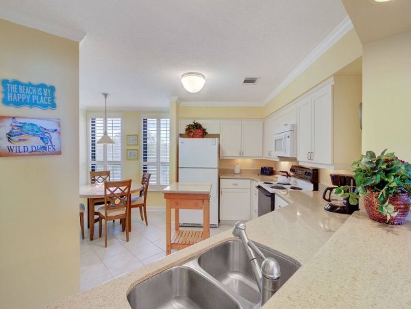 Isle Of Palms Condo 1015743