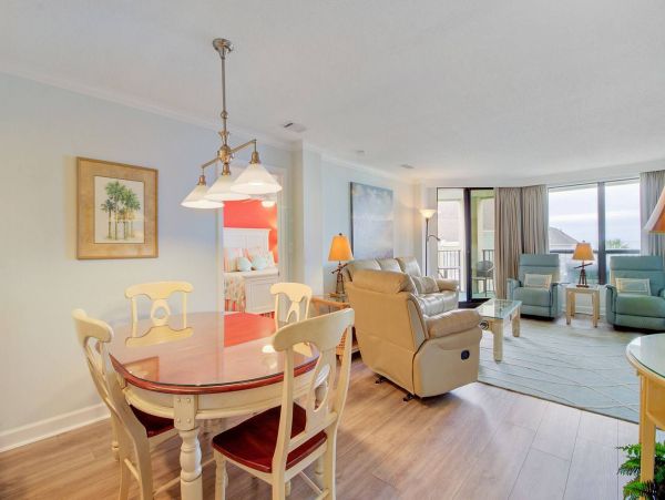 Isle Of Palms Condo 1015743