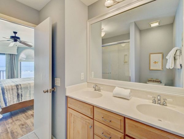 Isle Of Palms Condo 1015749