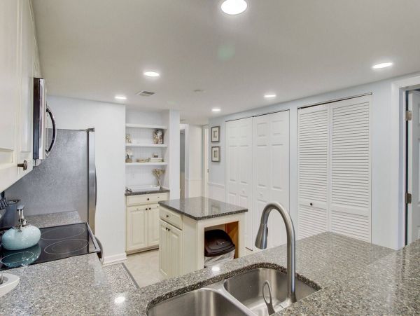 Isle Of Palms Condo 1015751