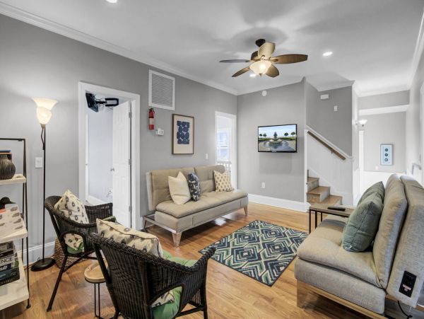 Great House in Isle of Palms Short Walk to Beach