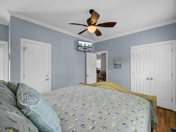 Great House in Isle of Palms Short Walk to Beach