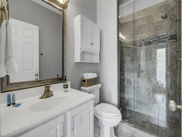 Great House in Isle of Palms Short Walk to Beach