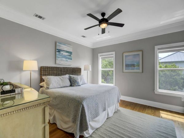 Great House in Isle of Palms Short Walk to Beach