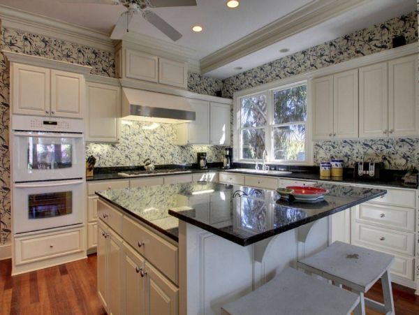 Isle Of Palms Home 1015761