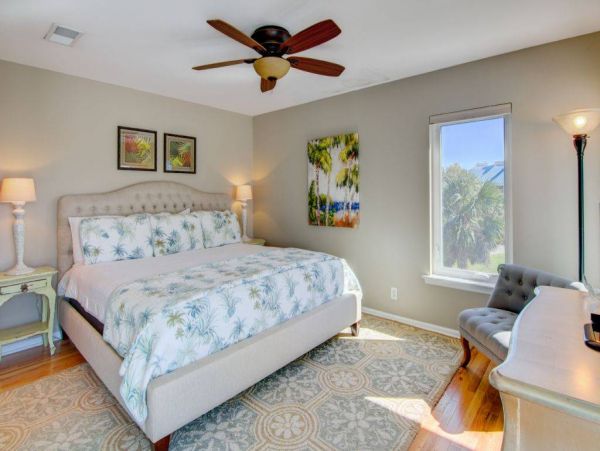 Isle Of Palms Home 1015762