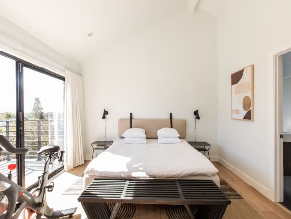 Modern 3 Bedroom House with Private Pool