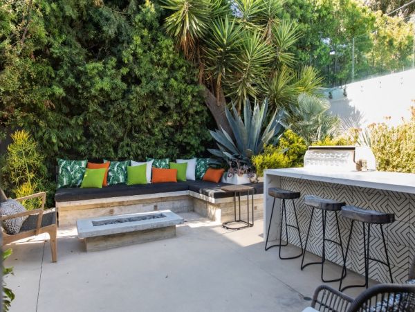 Modern 3 Bedroom House with Private Pool