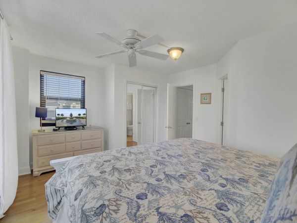 Isle Of Palms Condo 1015768