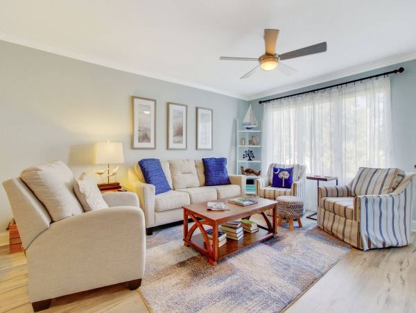 Isle Of Palms Condo 1015772