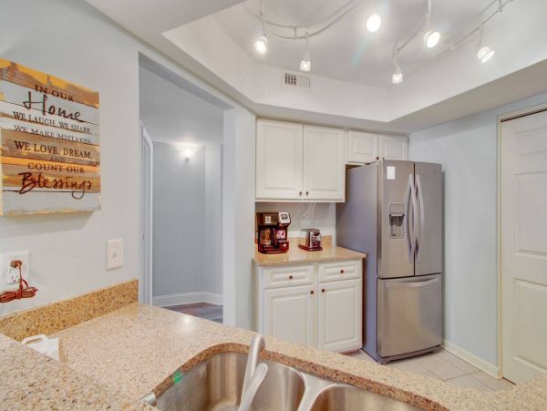 Isle Of Palms Condo 1015772