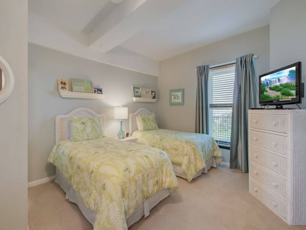 Fabulous Three Bedroom Penthouse Full Ocean View