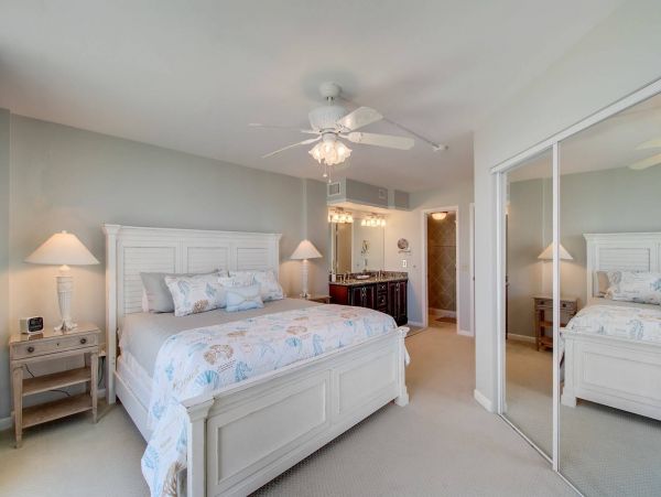 Fabulous Three Bedroom Penthouse Full Ocean View
