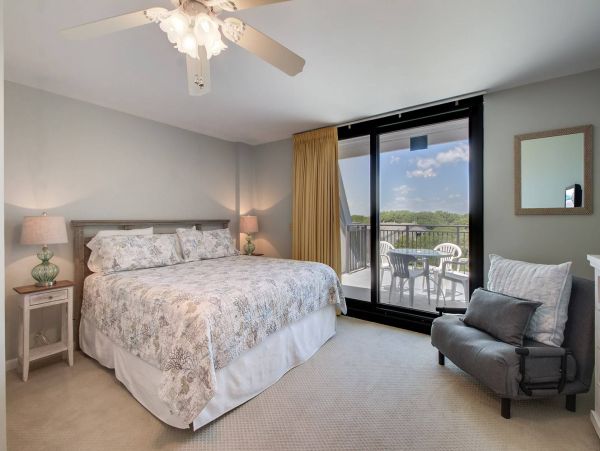 Fabulous Three Bedroom Penthouse Full Ocean View
