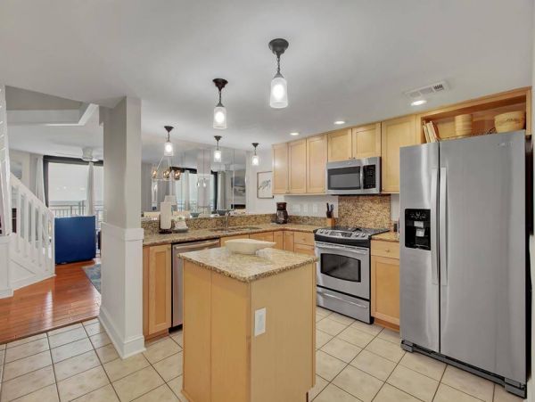 Isle Of Palms Condo 1015779