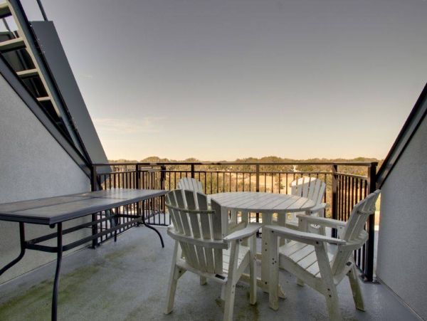 Isle Of Palms Condo 1015779