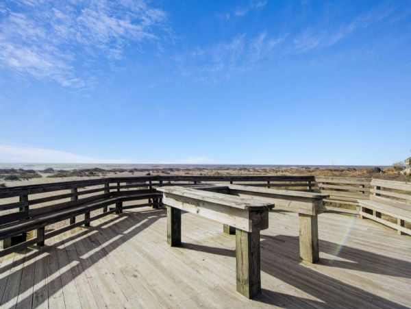 Isle Of Palms Condo 1015779